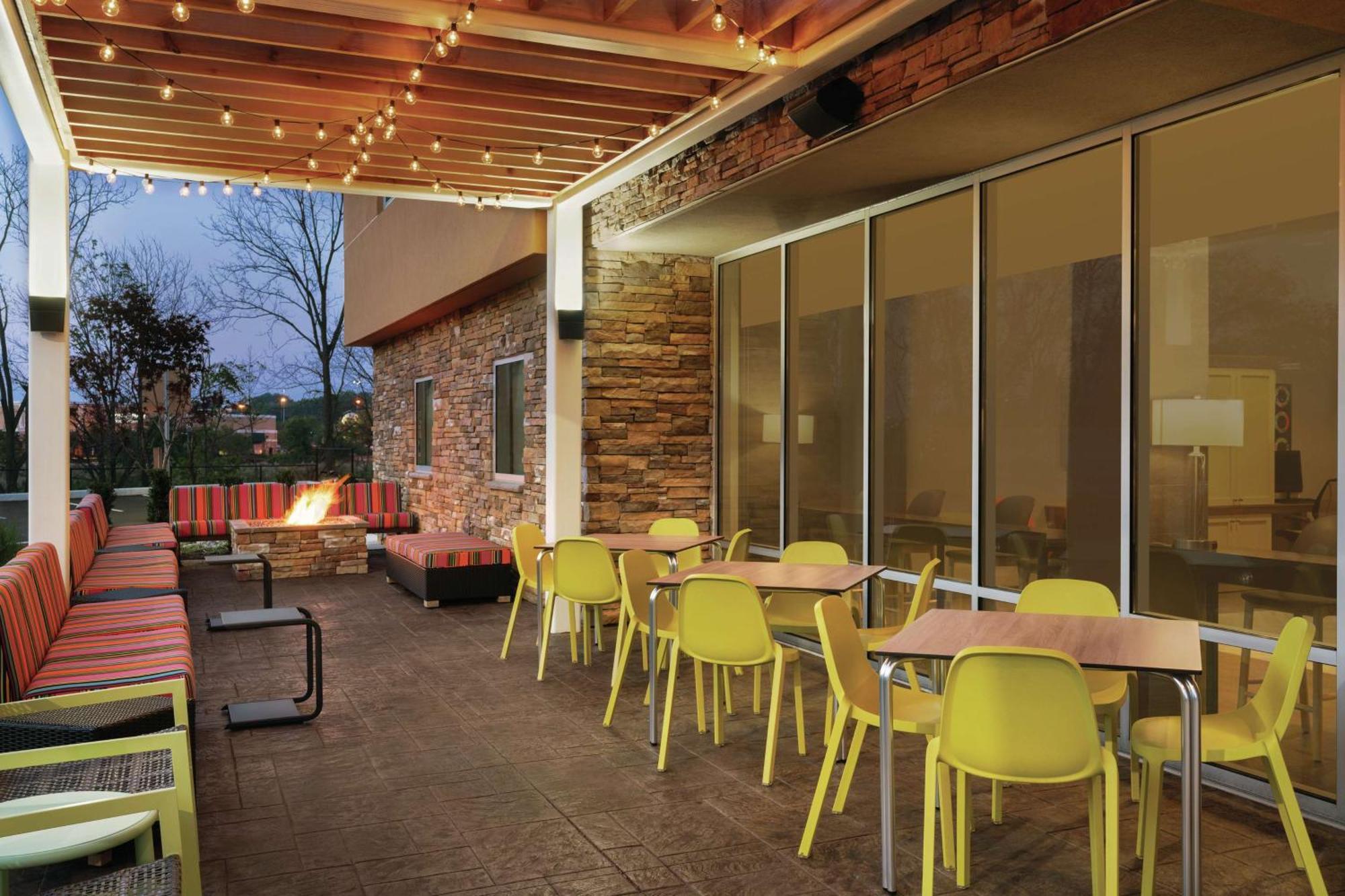 Home2 Suites By Hilton Lancaster Rohrerstown Exterior foto